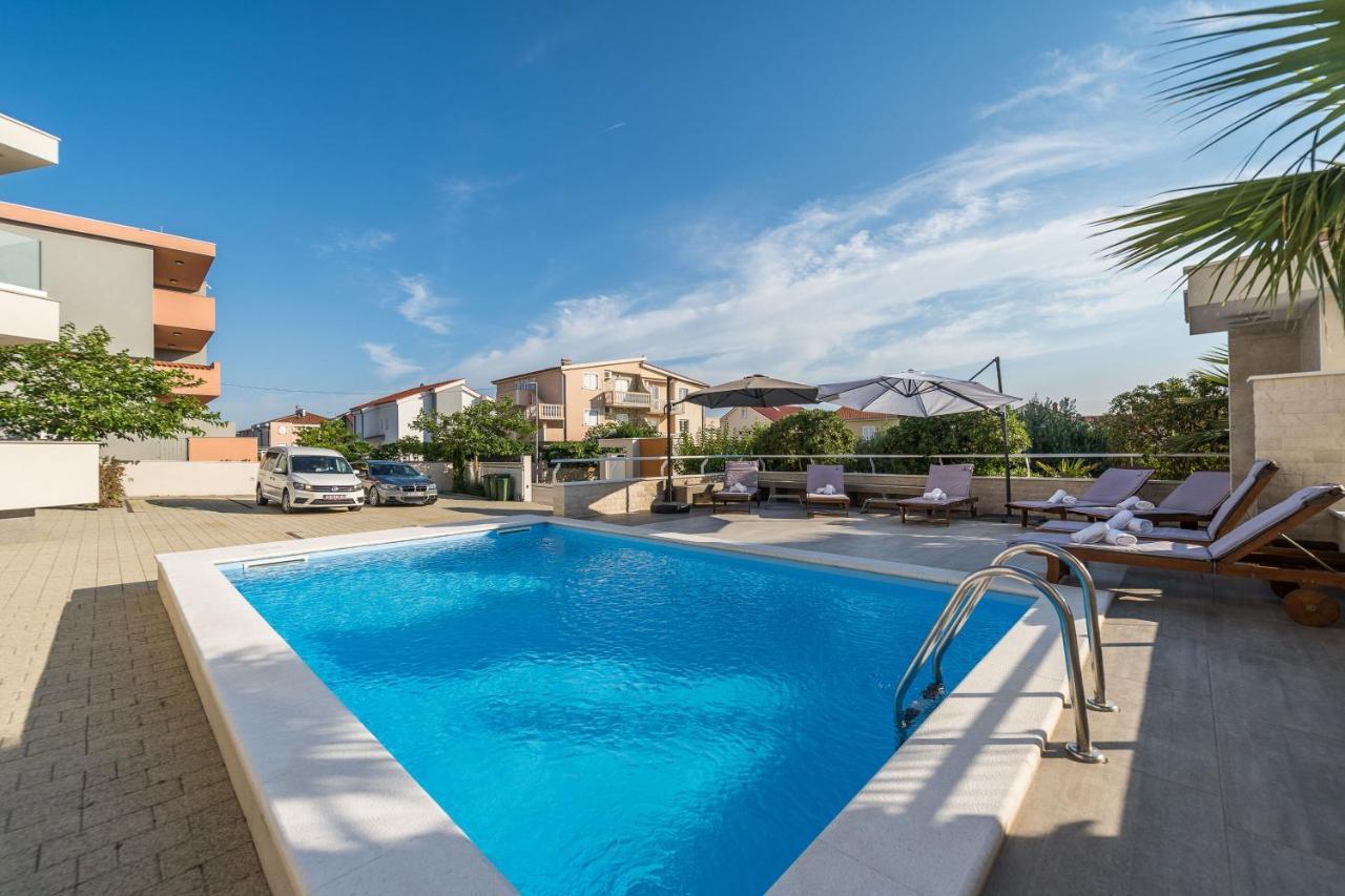 Apartments & Rooms Danivan Pool Villas B Novalja Kültér fotó